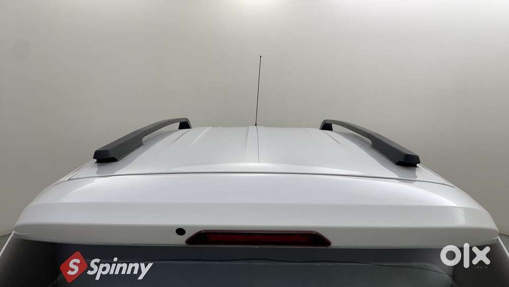 Renault Triber Rxt, 2023, Petrol