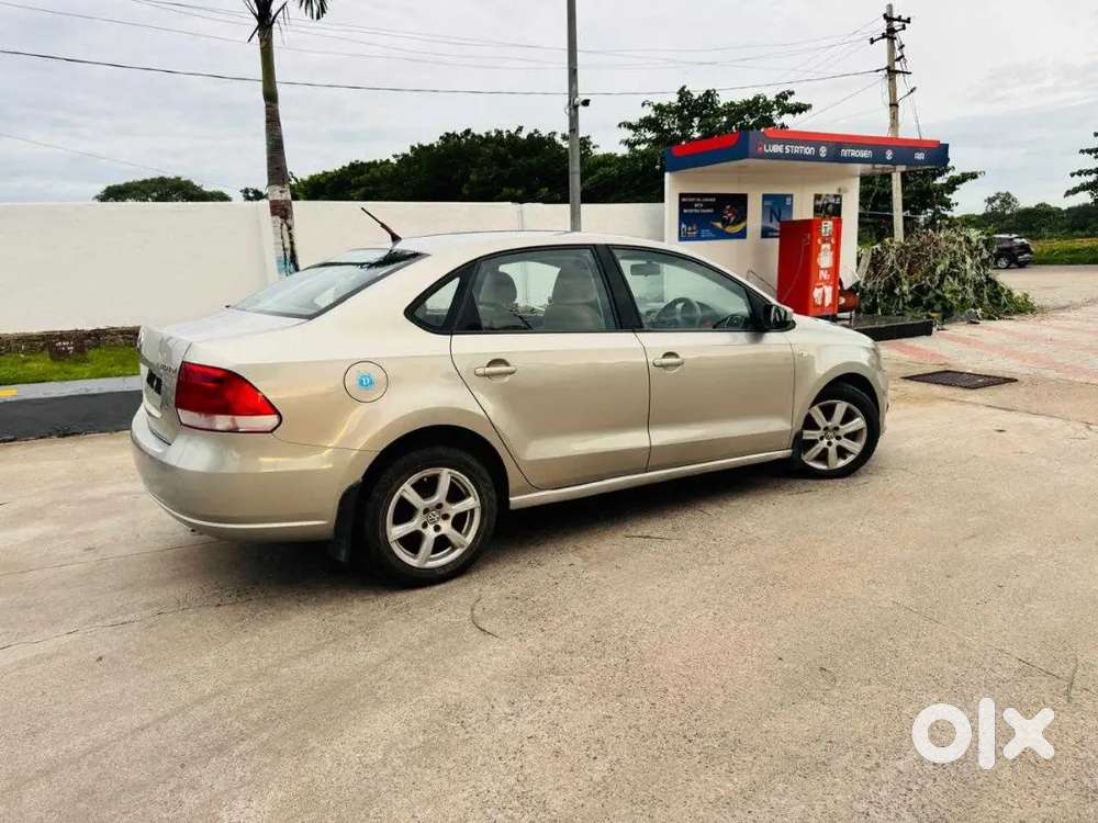 Volkswagen Vento 1.6 Cr Diesel 2014 Manual