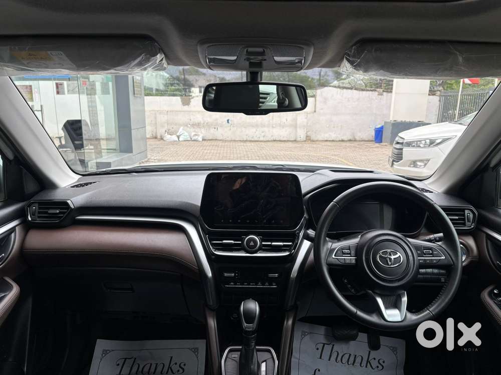 Toyota Urban Cruiser Hyryder 1.5 V Neo Drive At, 2024