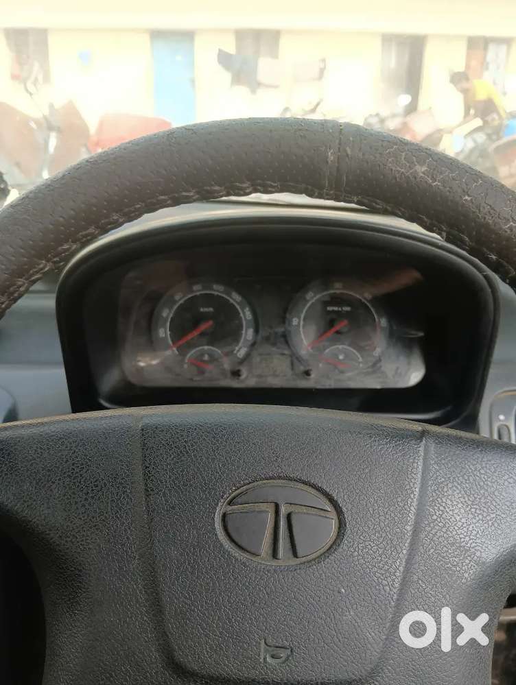 Good Condition Yellow Bord