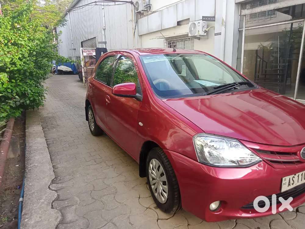 Toyota Etios Liva G 2013