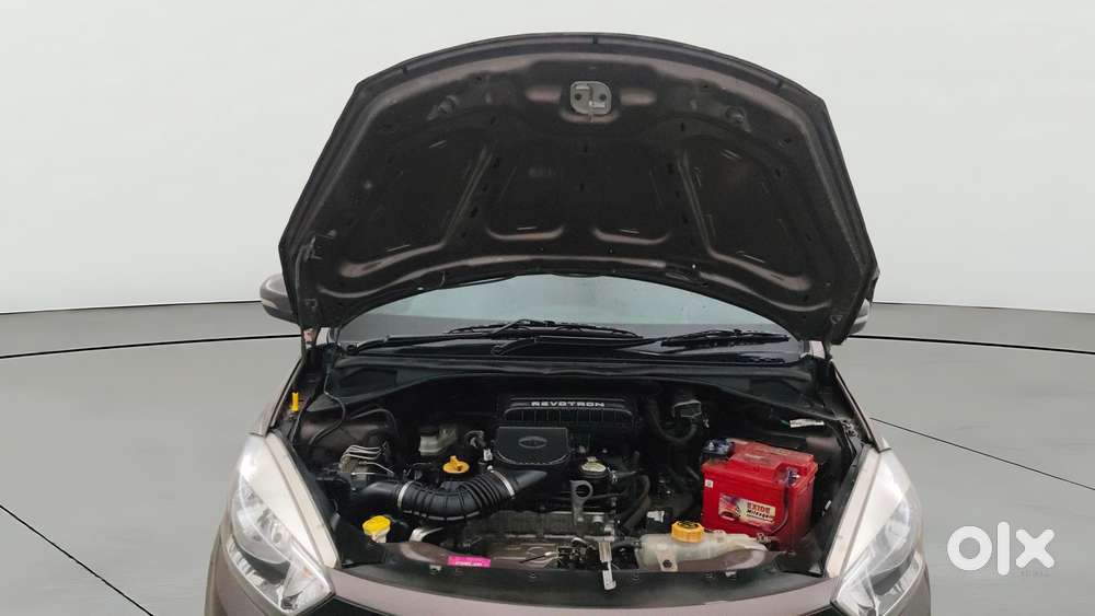 Tata Tiago 1.2 Revotron Xza, 2018, Petrol
