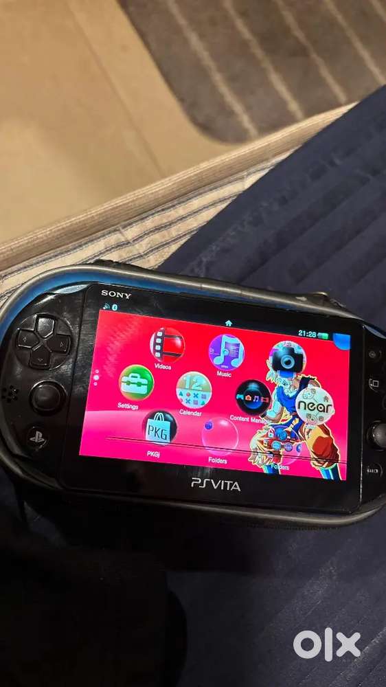 Ps vita with 2000+ games