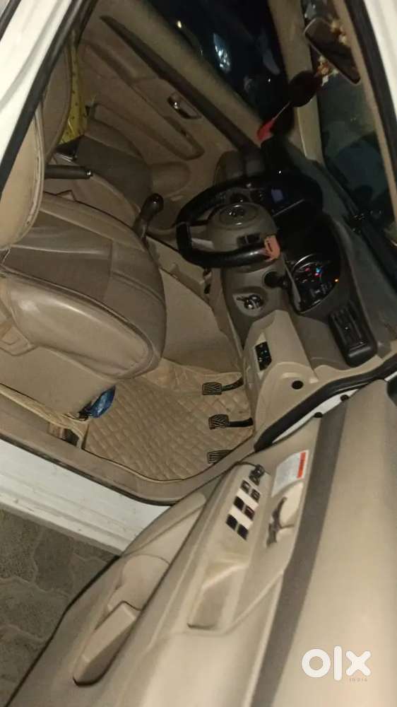 Maruti Suzuki Ertiga Vxi Cng 2026