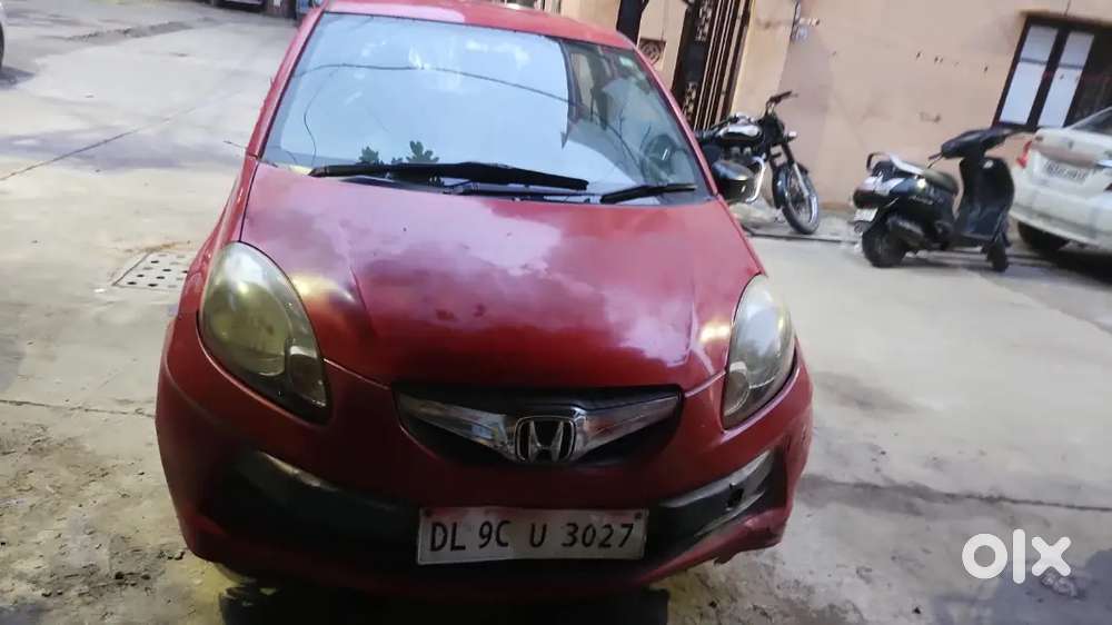 Honda Brio Petrol Mt 2011 Variant