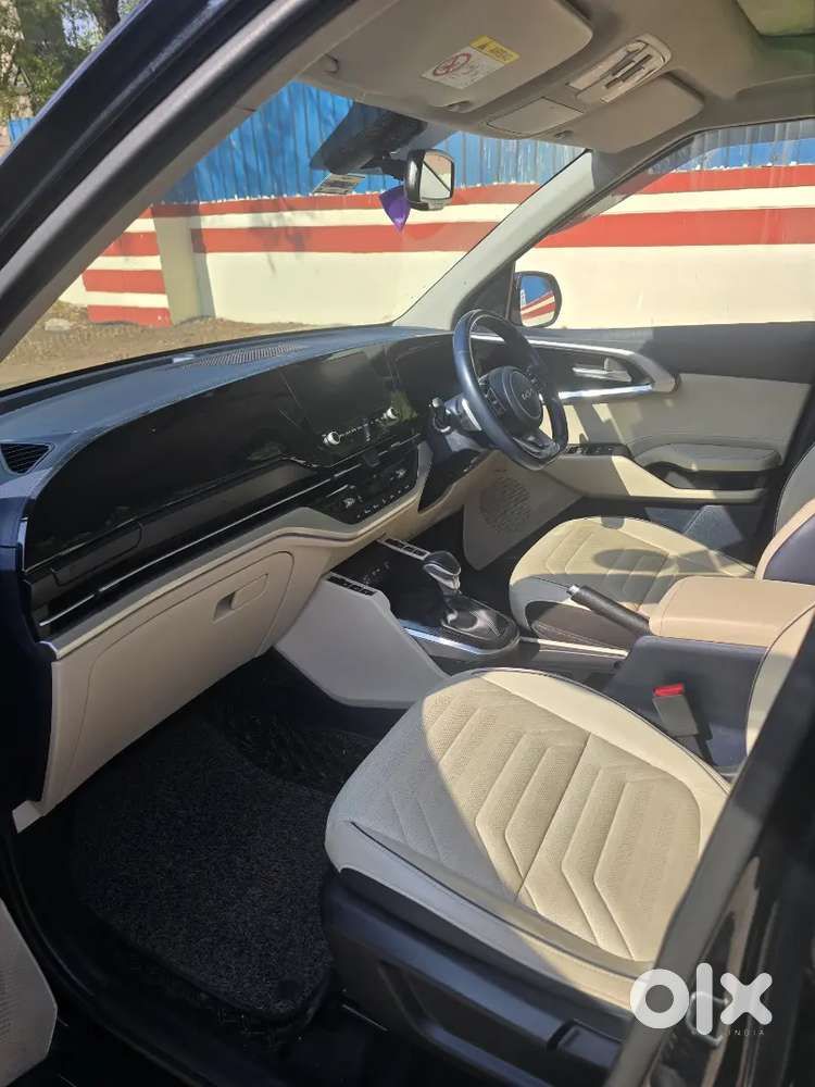 Kia Carens 2023 Diesel Well Maintained