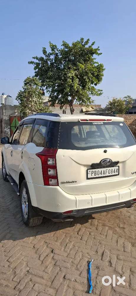 Mahindra Xuv500 2012 Diesel 15 Km Driven