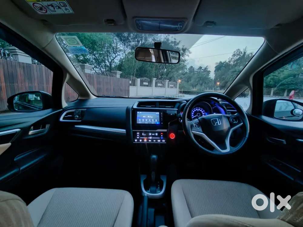 Honda Jazz Vx Cvt 2022 Automatic, Excellent Condition