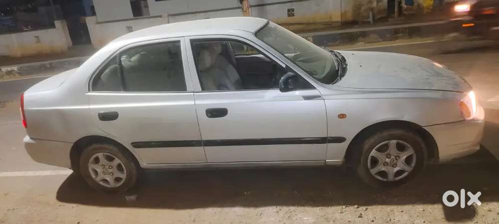 Hyundai Accent Hatchback 2006 Diesel 175000 Km Driven