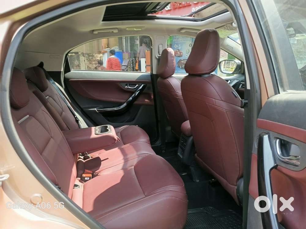 Tata Curvv Accomplished S 1.2 Revotron Petrol 7dca, 2025, Petrol
