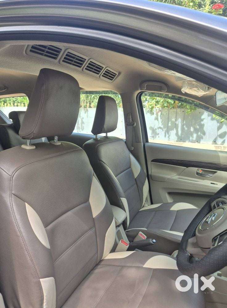 Maruti Suzuki Ertiga 1.5 Zxi Plus Shvs, 2019, Petrol