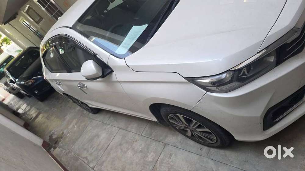 Honda Amaze 2nd Gen Vx Cvt White Color 2024 Model