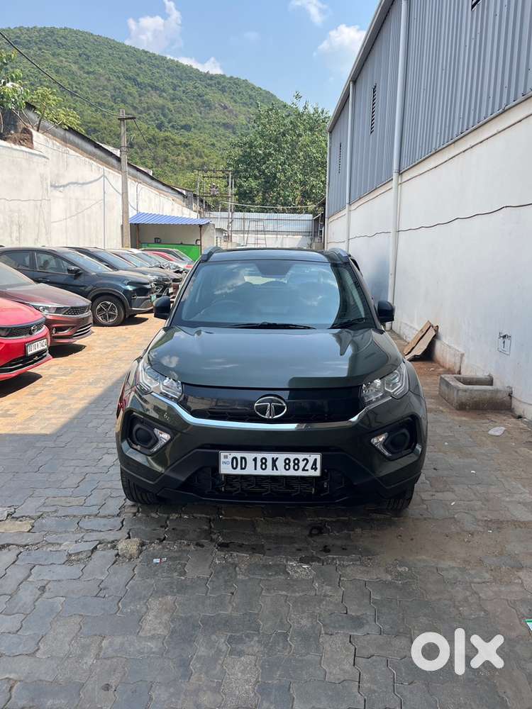 2022 Tata Nexon Petrol Manual
