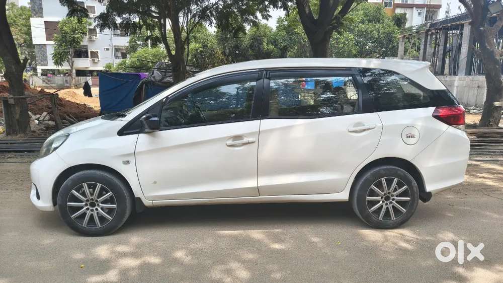 Honda Mobilio 2015 Diesel Well Maintained