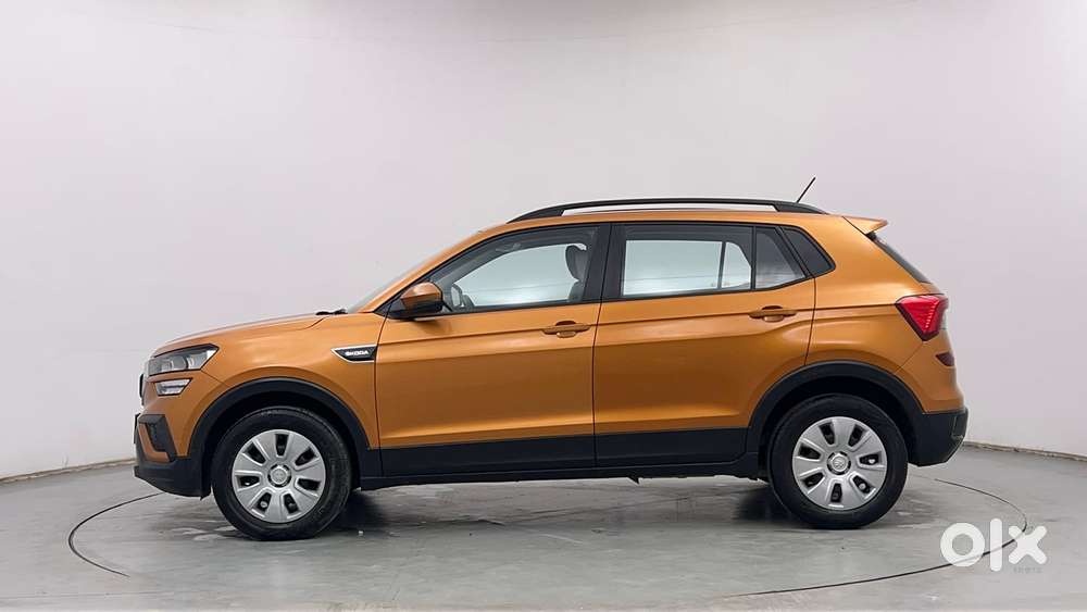 Skoda Kushaq Active 1.0 Tsi Mt, 2022, Petrol