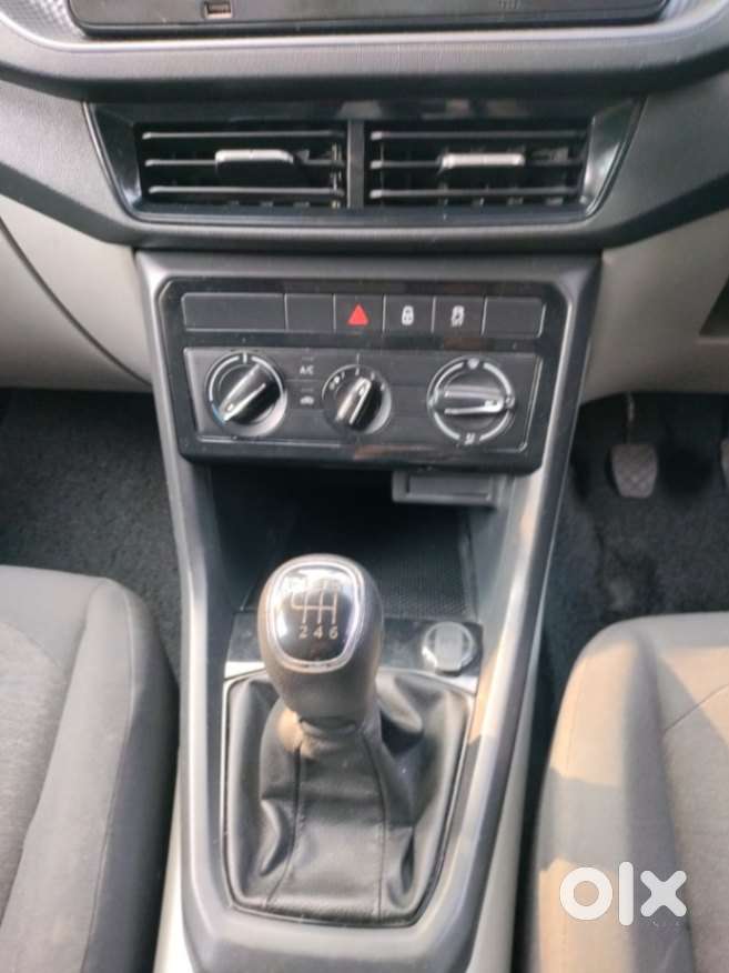 Skoda Kushaq 1.0 Tsi Active, 2022, Petrol