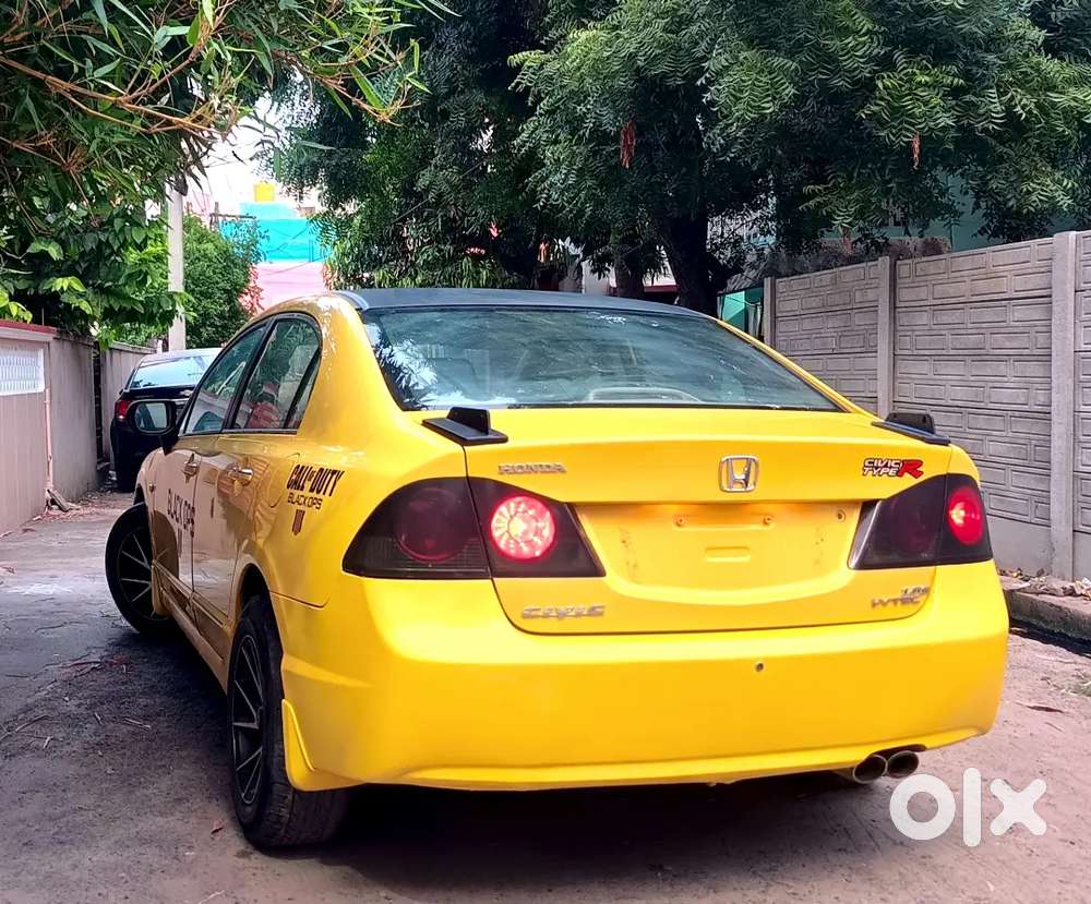 Honda Civic 1.8 Sporty Sedan For Give Away Sale !! !!