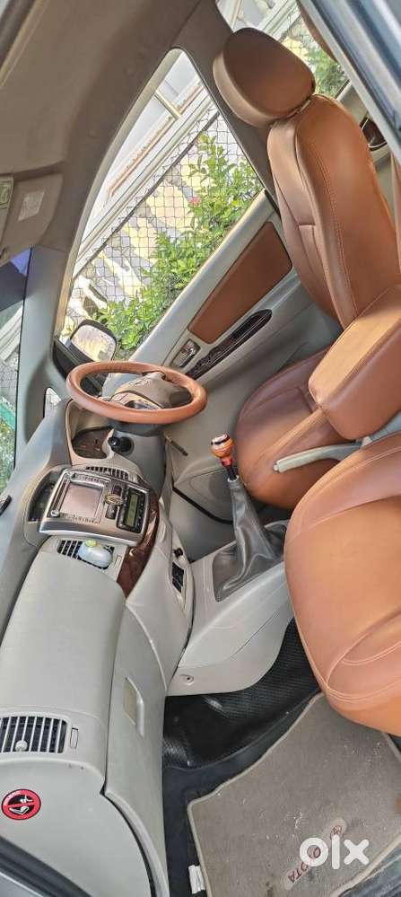 Toyota Innova 2.5 Vx (diesel) 7 Seater Bs Iv, 2014, Diesel