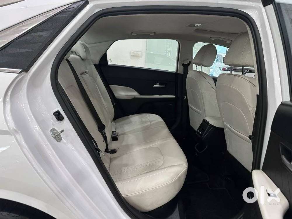 Hyundai Verna 1.5 Sx (o) Ivt, 2023, Petrol