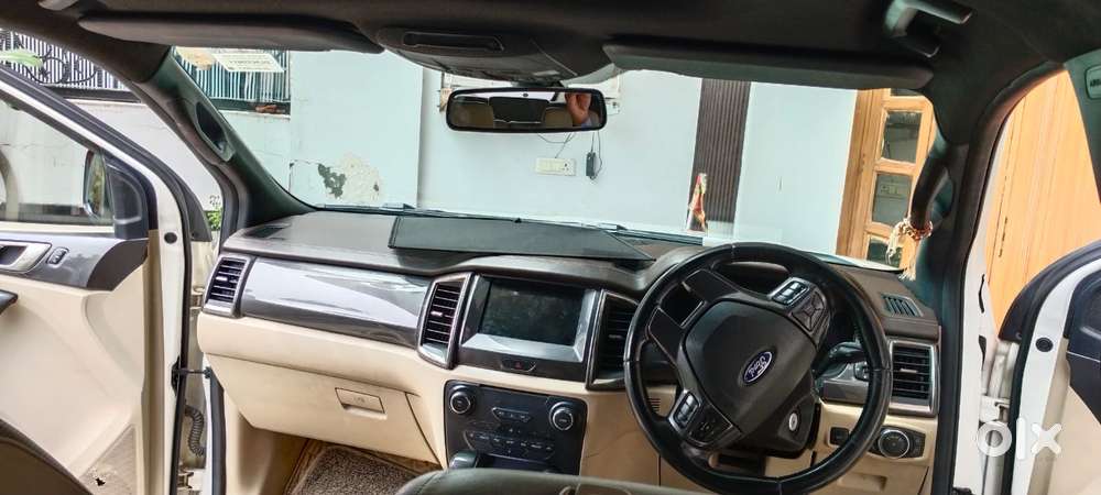 Ford Endeavour 3.2 Titanium At 4x4, 2017, Diesel