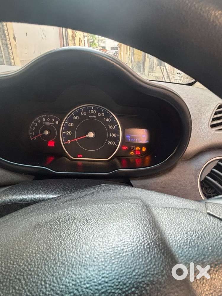 Hyundai I10 Petrol Manual 2011