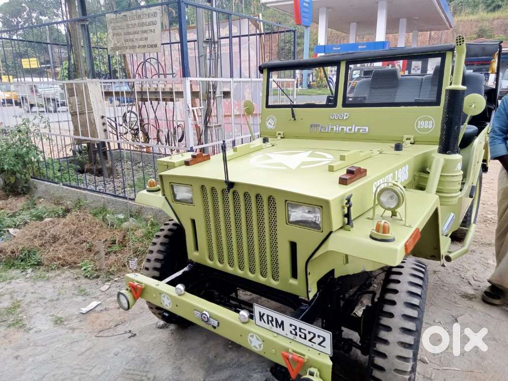 Mahindra Willys Willys 1988