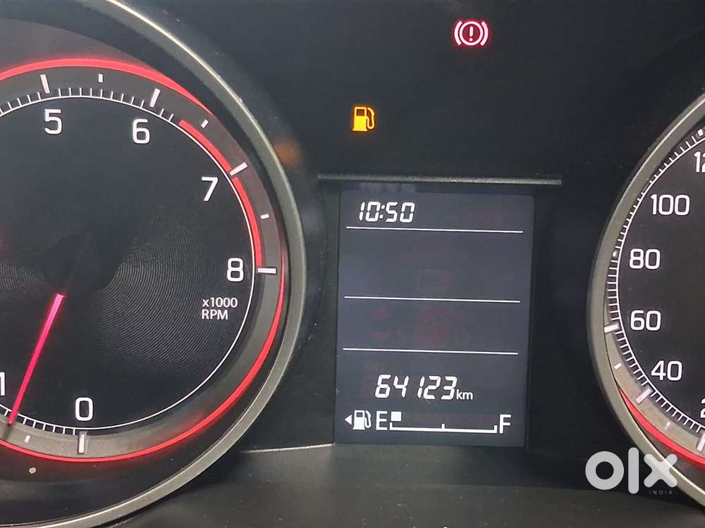 Maruti Suzuki Swift Vxi Optional, 2022, Petrol