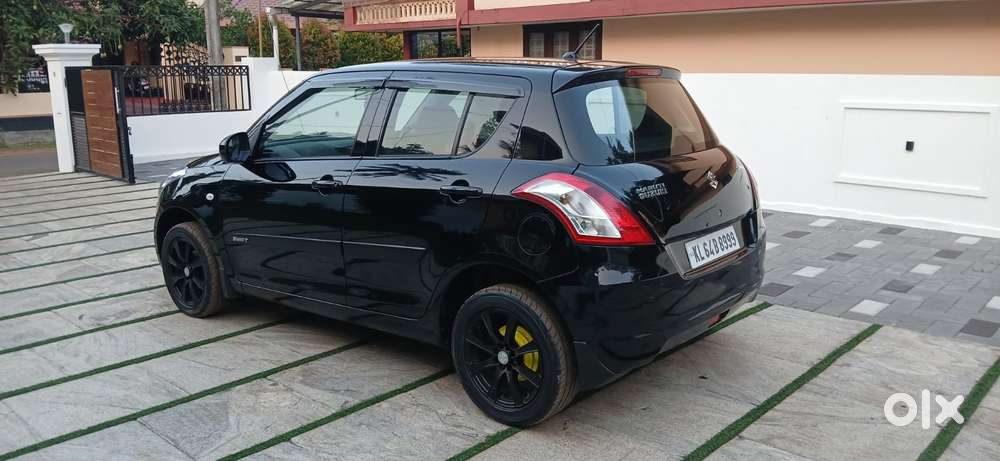 Maruti Suzuki Swift Lxi Option, 2014, Petrol