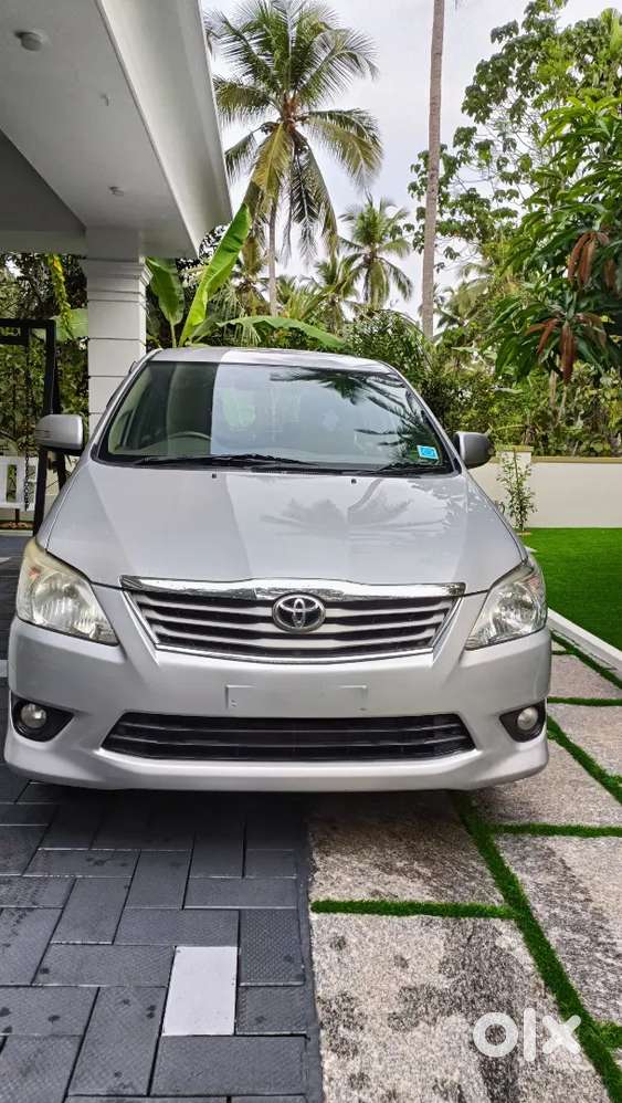 Toyota Innova 2013 Diesel Well Maintained