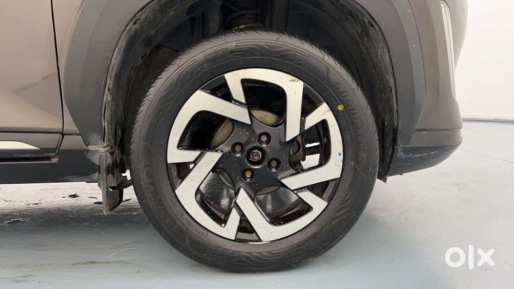 Nissan Magnite 1.0 Xv, 2021, Petrol