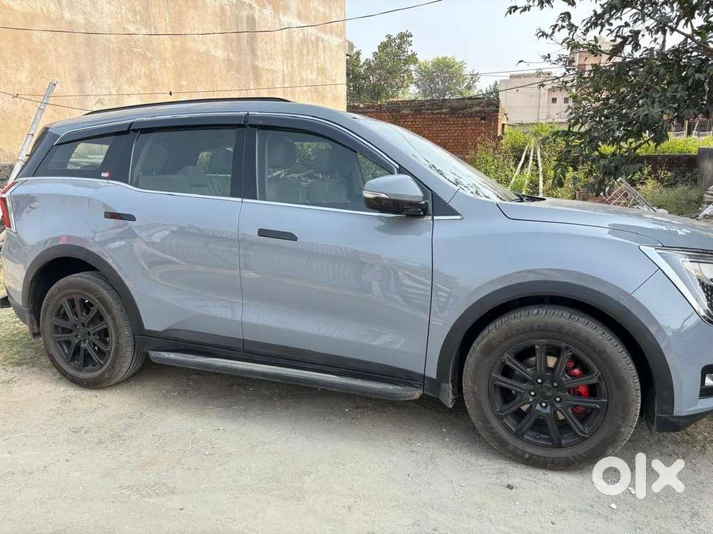 Mahindra Xuv700 2022 Diesel Well Maintained