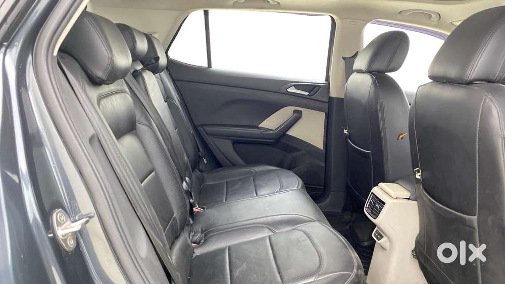 Volkswagen Taigun 1.0 Tsi Topline, 2022, Petrol