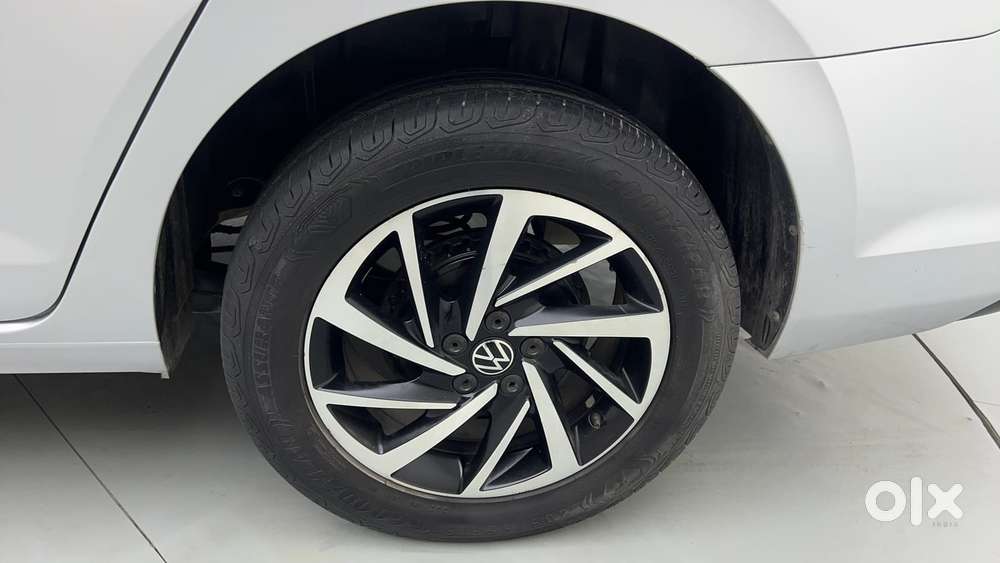 Volkswagen Virtus 1.0 Topline Tsi At, 2023, Petrol