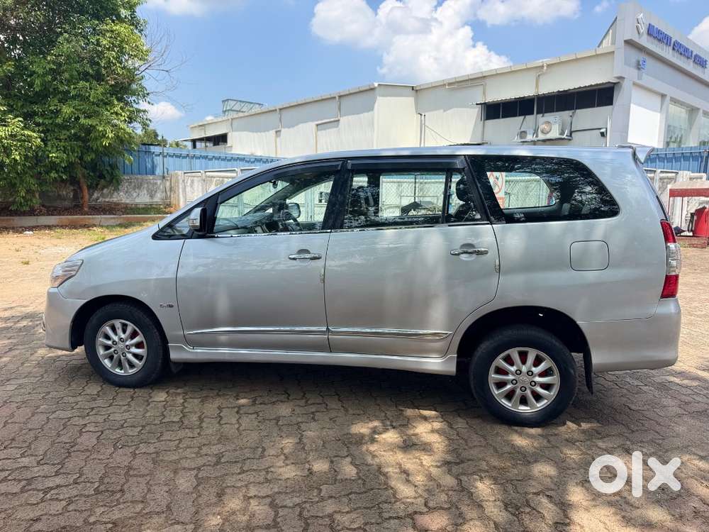 2013 Innova V
