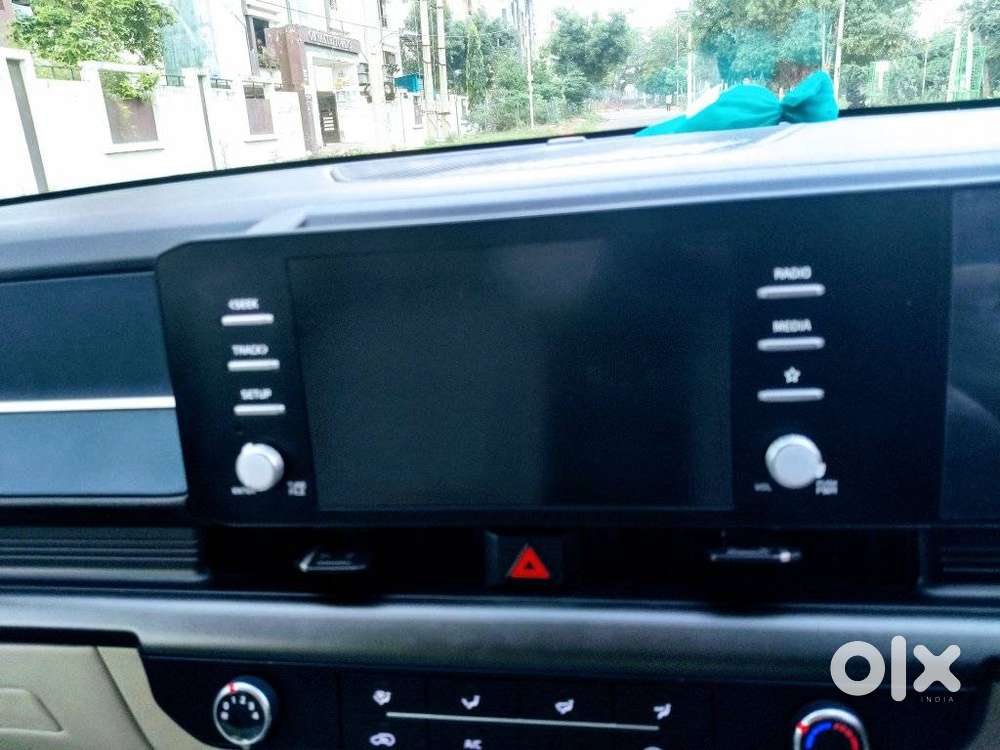 Kia Carens Clavis G 1.5 6mt Hte(o) 7-seater, 2025, Diesel