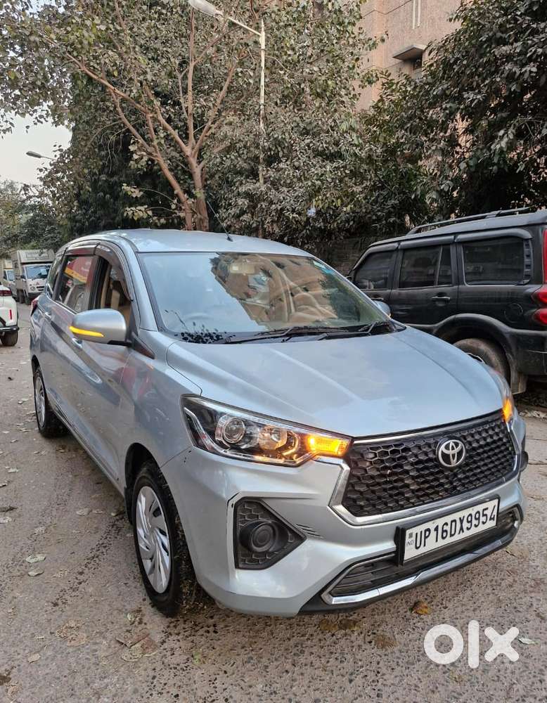 Toyota Rumion S Cng, 2023, Cng & Hybrids