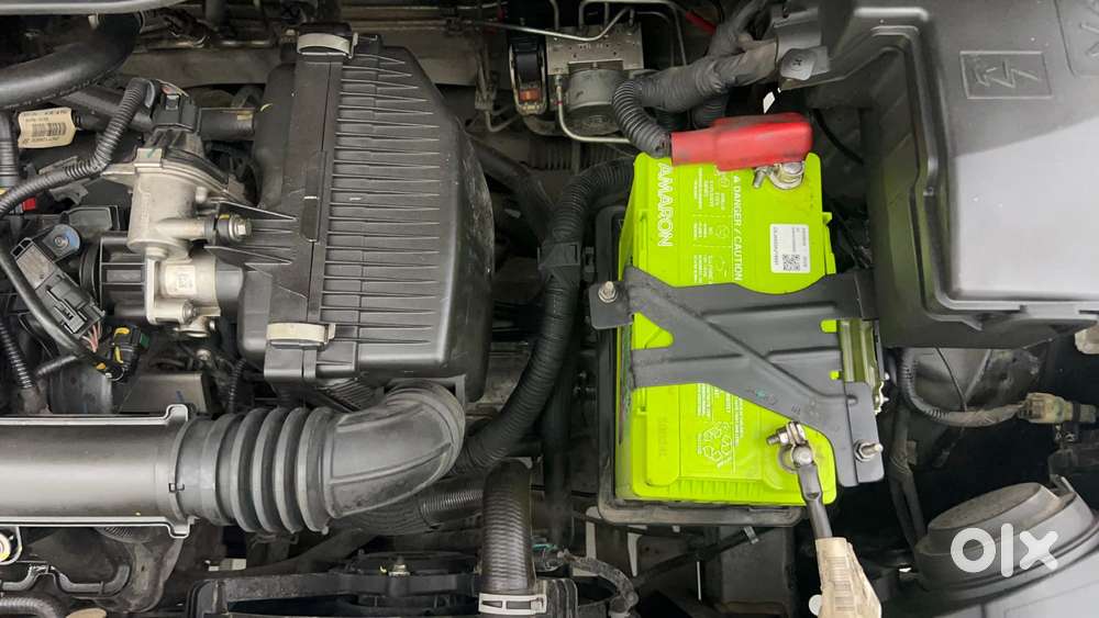 Renault Triber Rxz, 2024, Petrol