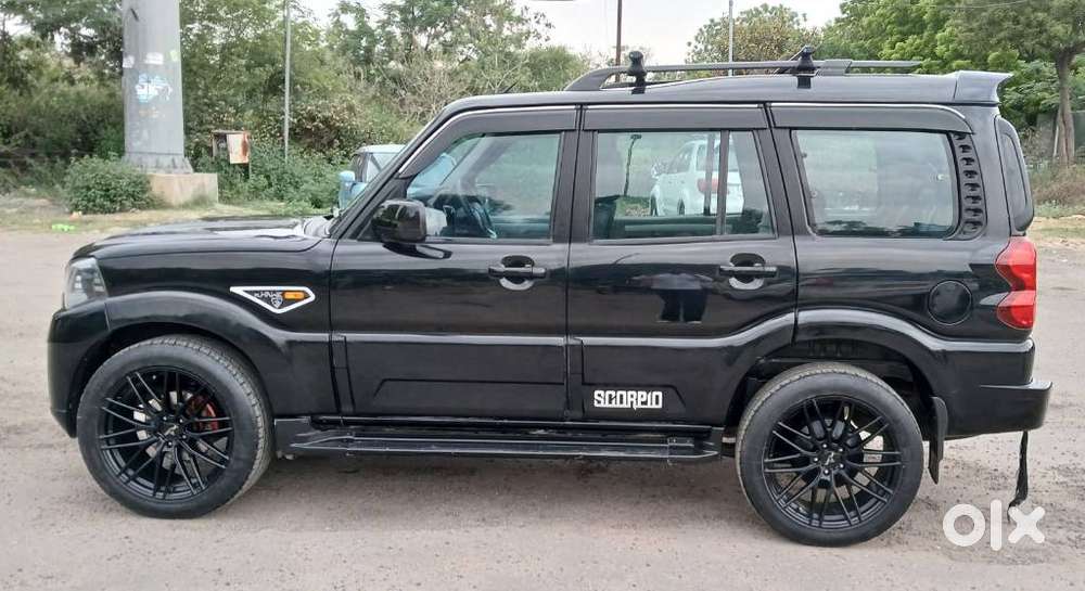 Mahindra Scorpio S10, 2017, Diesel