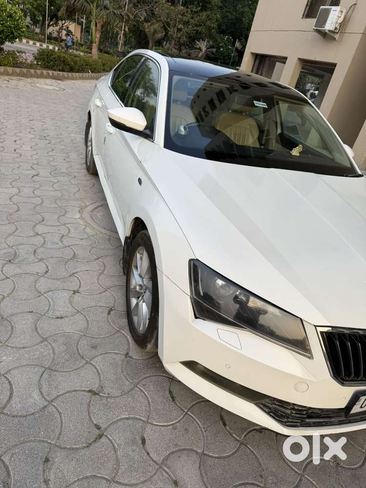 Skoda Superb L&k 2.0 Tdi At, 2018, Diesel