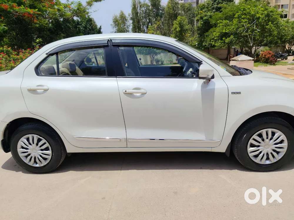 Maruti Swift Dzire 2017 Diesel, 43.5k Km 1st Owner  Excellent Conditio