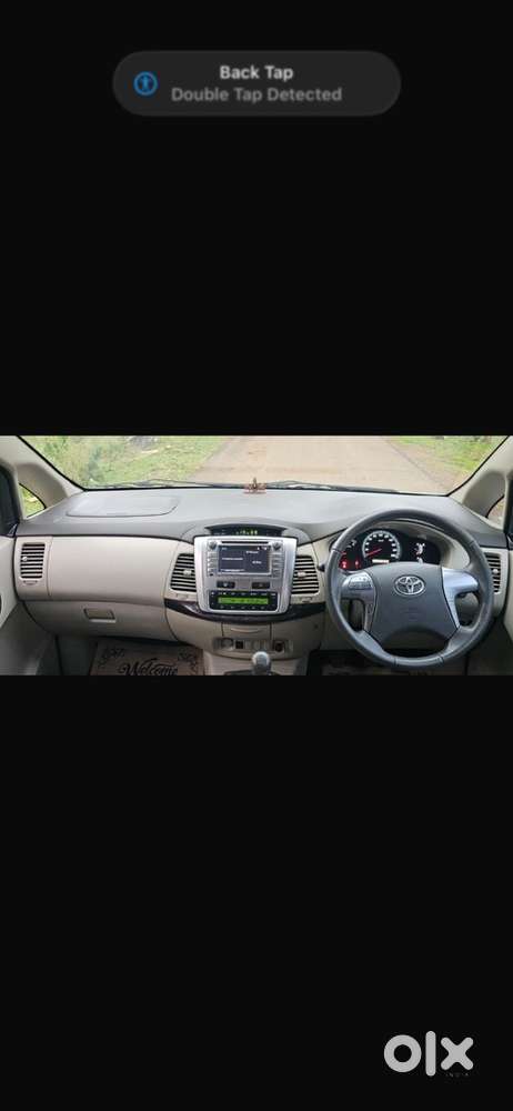 Toyota Innova 2014 Diesel 131000 Km Driven