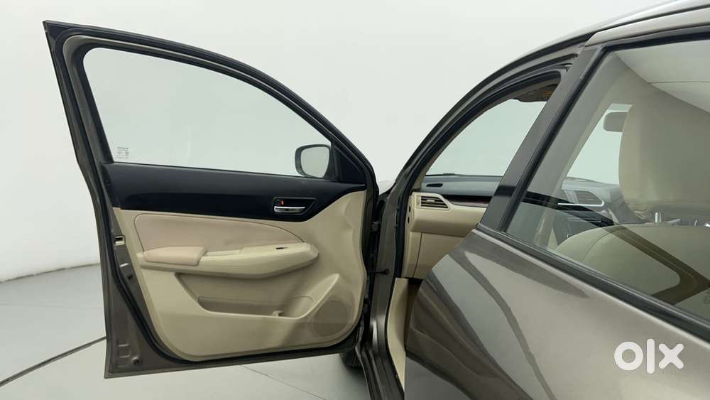Maruti Suzuki Dzire 1.2 Vxi Amt, 2017, Petrol