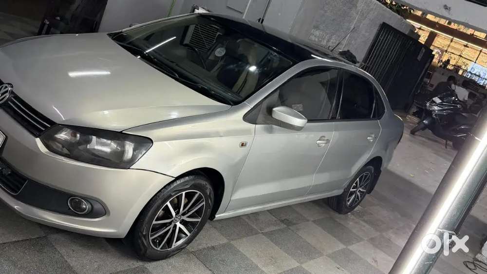 Volkswagen Vento Diesel Highline 2012
