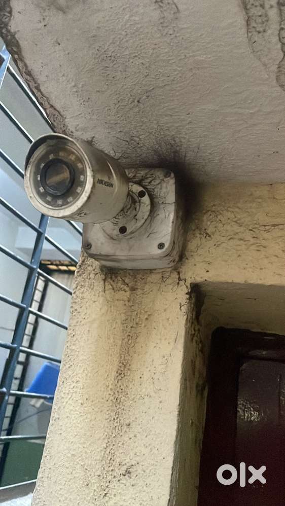 4 CCTV cameras set with box