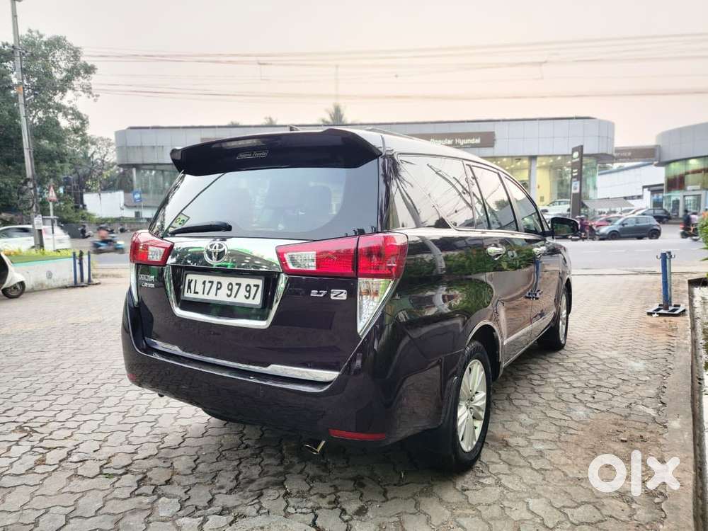 Toyota Innova Crysta 2.8 Gx At, 2016, Petrol