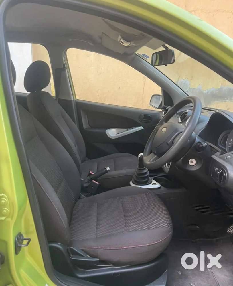 Ford Figo 2012 Diesel 95000 Km Driven