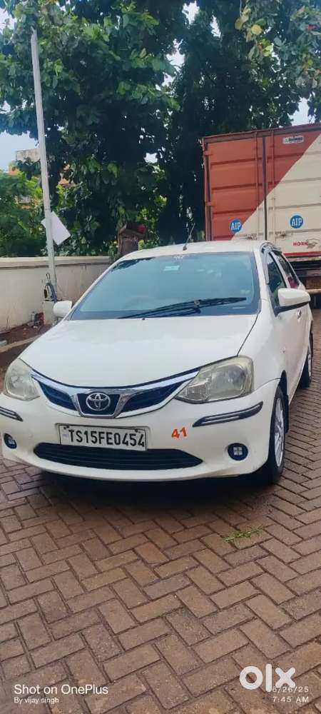 Toyota Etios 2015 Diesel 330000 Km Driven