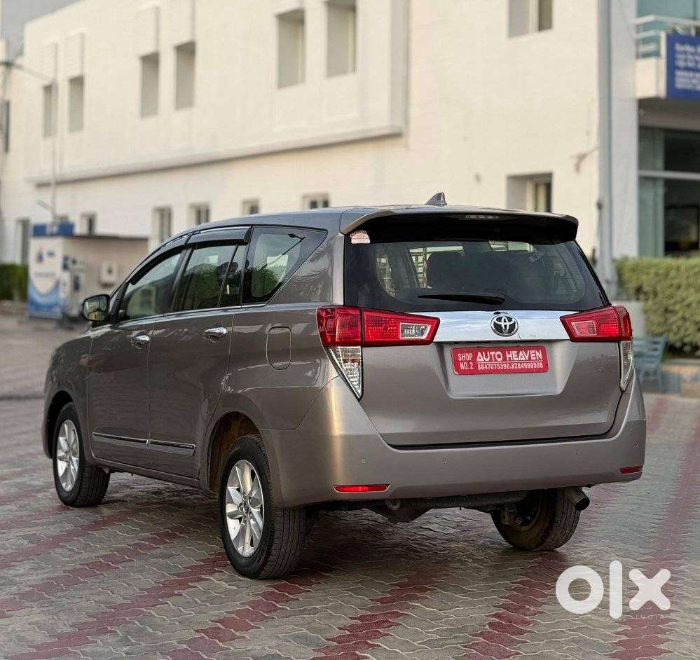 Toyota Innova Crysta 2.4 V 7 Str, 2019, Diesel