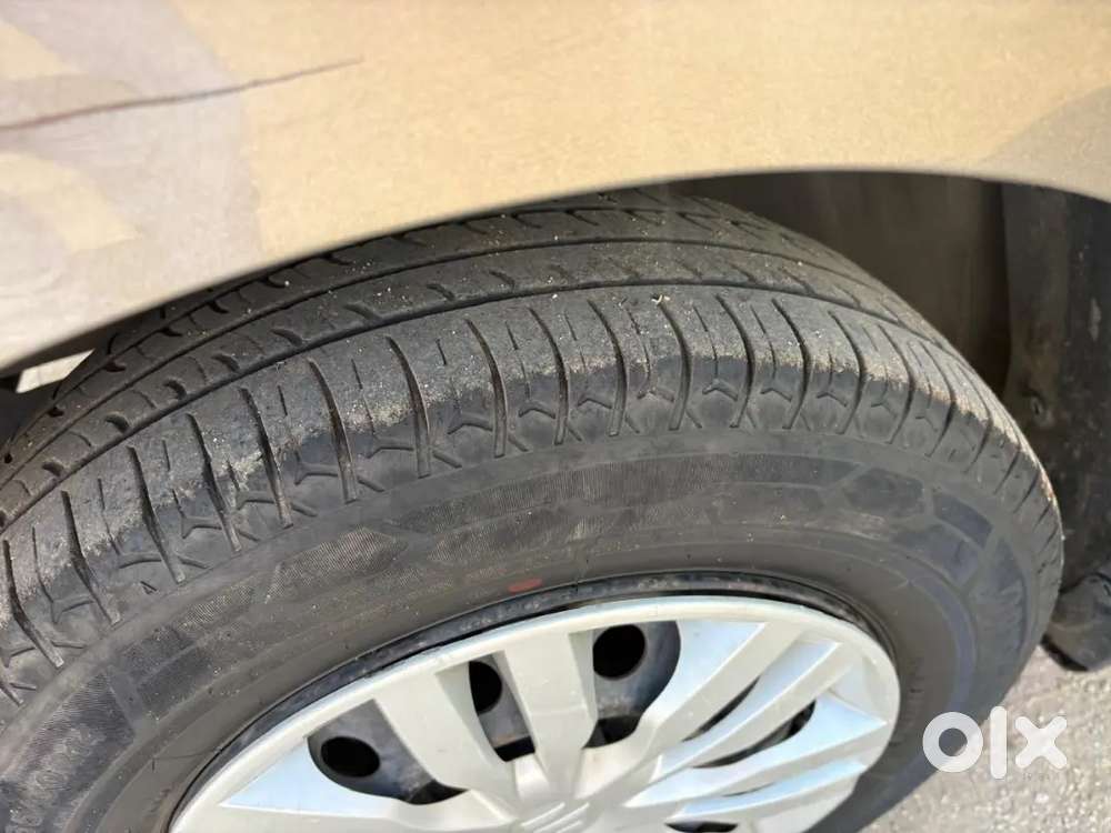 Maruti Suzuki Dzire 2023 Petrol 142000 Km Driven