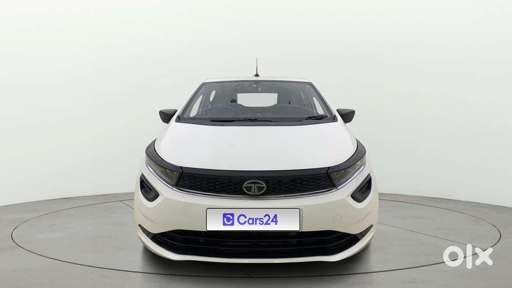 Tata Altroz 1.2 Xe Plus Petrol, 2022, Petrol